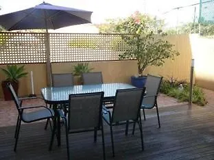 Sundeck Gardens Aparthotel Maroochydore